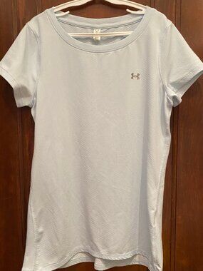 Under Armour Light Blue Athletic Fitted Heat Gear Shortsleeve, Size XS